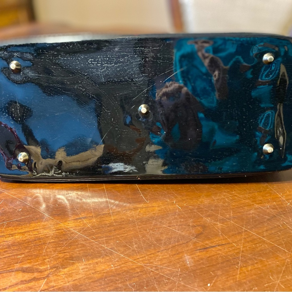 Chic Black Designer Shoulder Bag - Picture 7 of 10